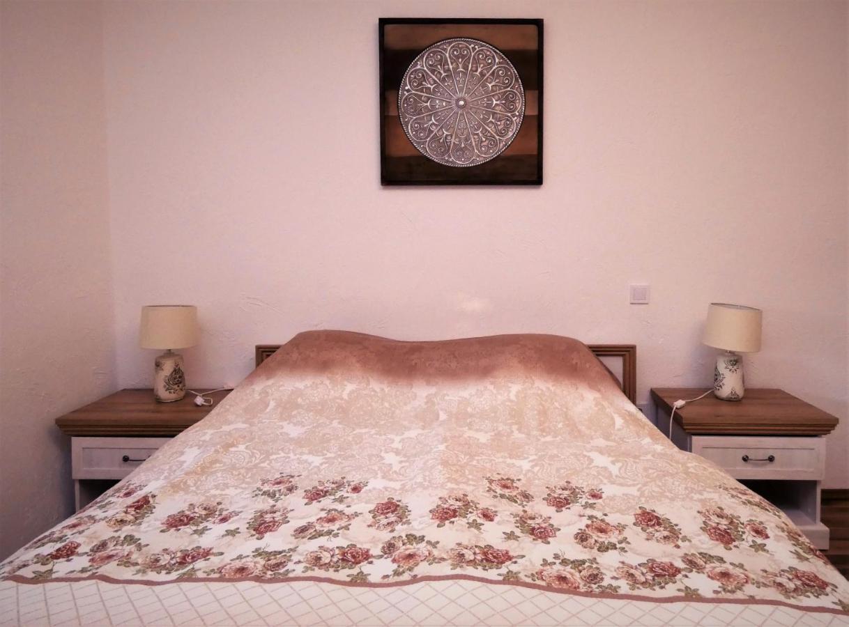 Ferienwohnung Angelina Vendeghaz Tarcal Exterior foto
