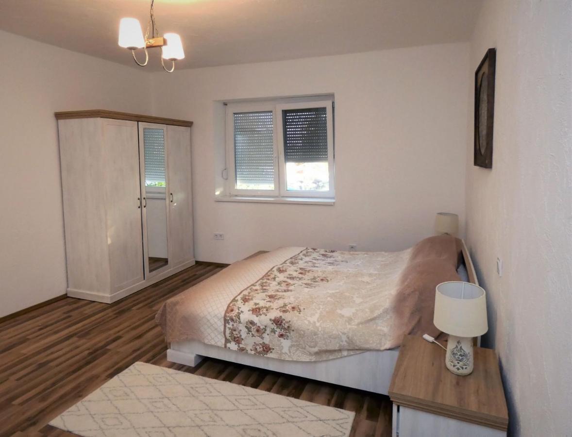 Ferienwohnung Angelina Vendeghaz Tarcal Exterior foto