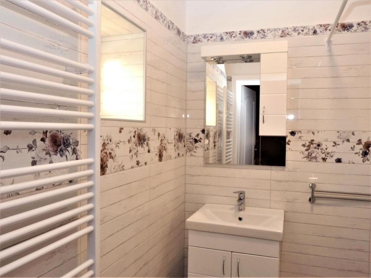 Ferienwohnung Angelina Vendeghaz Tarcal Exterior foto